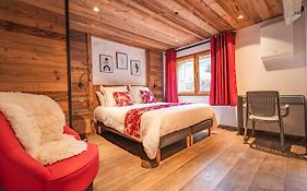 Chalet Charming B And B
